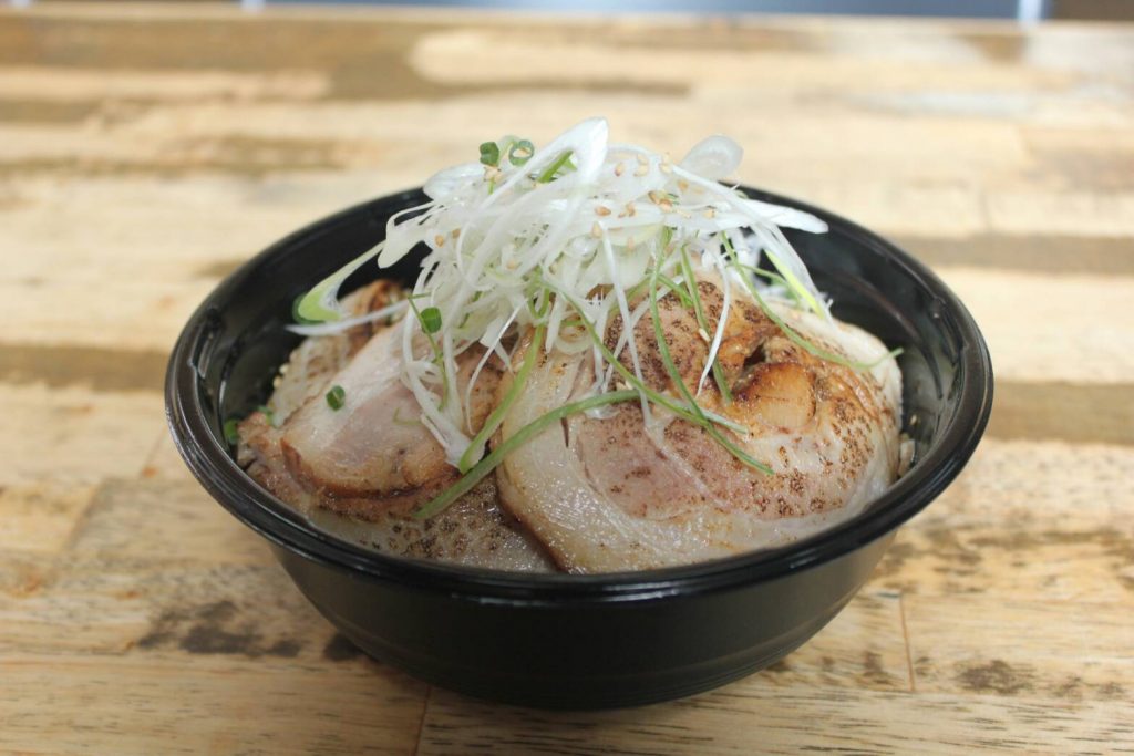 あぶりチャーシュー丼